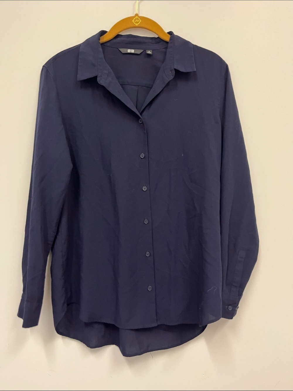 Uniqlo  Navy Long-Sleeve Button-Down Shirt size S